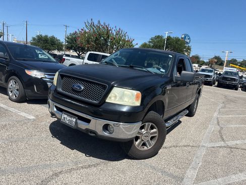 Used 2006 Ford F150 XLT AWD/4WD image 2