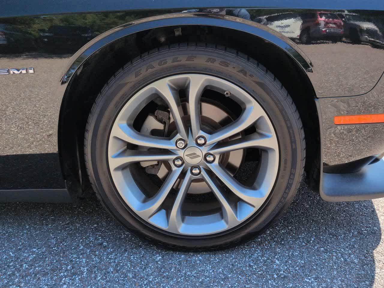 Used 2022 Dodge Challenger R/T RWD image 11