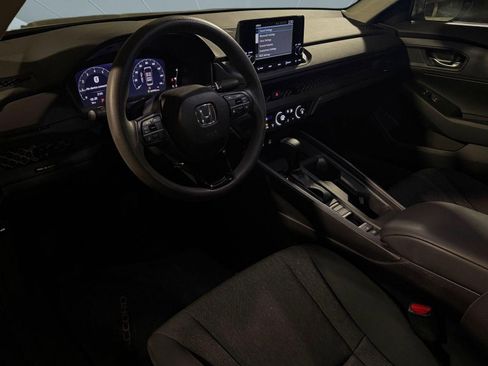 Used 2023 Honda Accord LX image 4