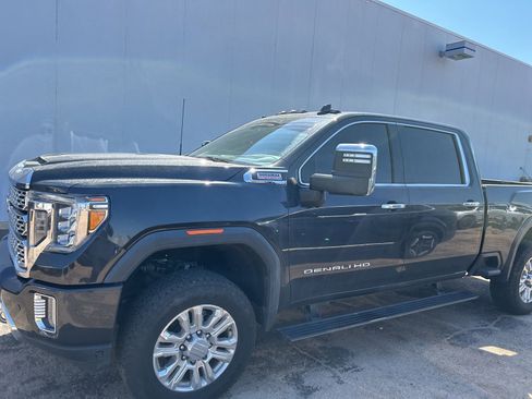 Used 2021 GMC Sierra 2500 Denali w/ Denali Ultimate Package image 1