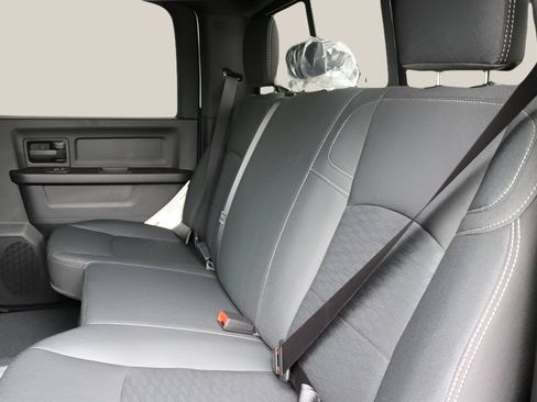 New 2026 RAM 2500 Tradesman AWD/4WD image 16