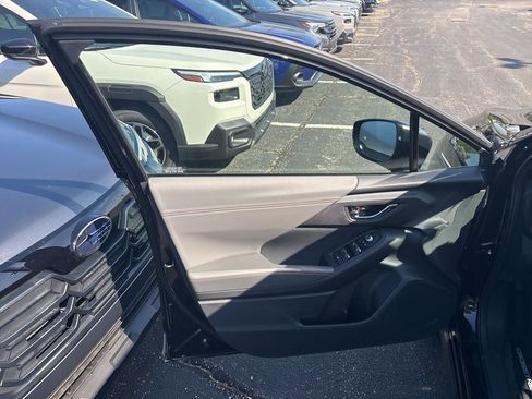 New 2026 Subaru Crosstrek 2.5i Limited AWD/4WD image 18