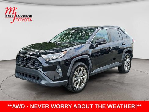 Used 2019 Toyota RAV4 XLE Premium w/ All Weather Liner Package AWD/4WD image 1