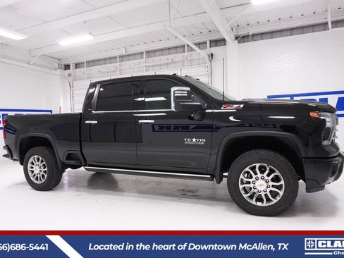 New 2026 Chevrolet Silverado 2500 LTZ w/ Z71 Chrome Sport Edition image 4