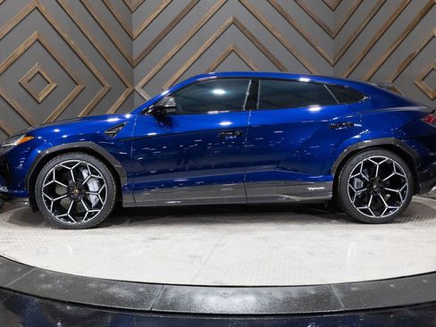 Used 2024 Lamborghini Urus Performante image 10