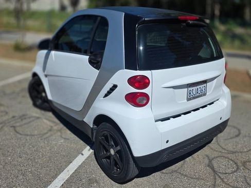 Used 2014 smart fortwo pure image 13