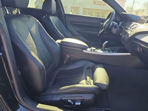 Used 2016 BMW M235i Coupe w/ Technology Package image 23
