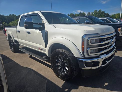 Used 2023 Ford F250 King Ranch w/ Chrome Package AWD/4WD image 2