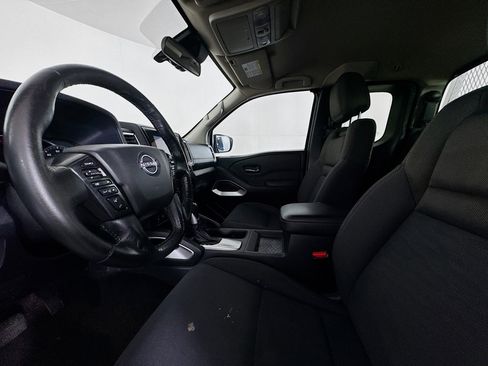 Used 2023 Nissan Frontier SV w/ SV Convenience Package image 21