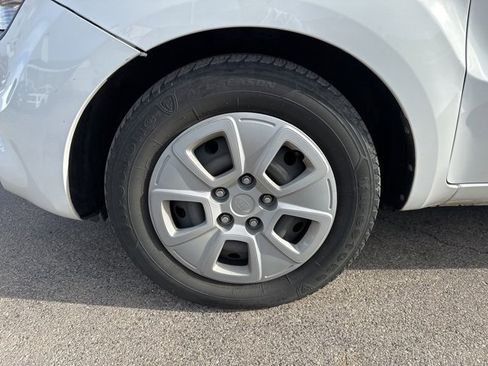 Used 2013 Kia Soul image 2