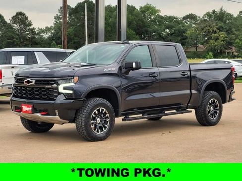 Used 2022 Chevrolet Silverado 1500 ZR2 w/ Technology Package AWD/4WD image 4