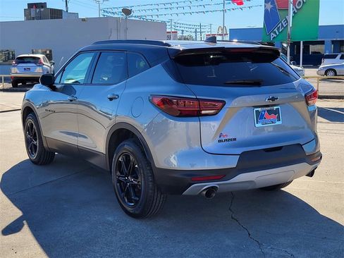 Used 2024 Chevrolet Blazer LT w/ Convenience Package image 5