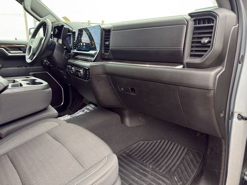 Used 2025 Chevrolet Silverado 1500 LT image 48