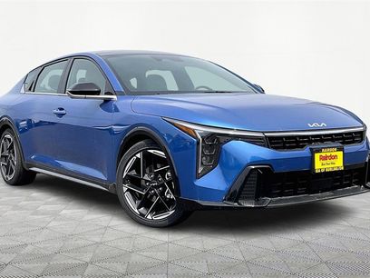 New 2025 Kia K4 GT-Line w/ GT-Line Premium Package