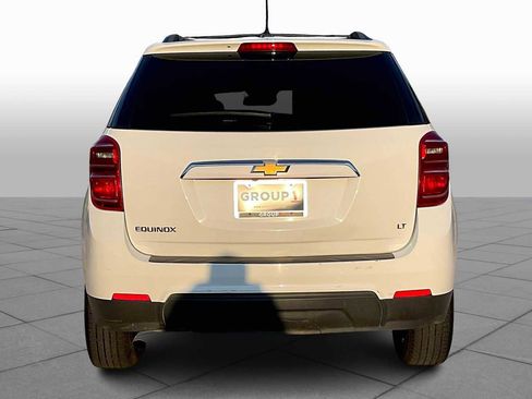 Used 2017 Chevrolet Equinox LT w/ Convenience Package image 4