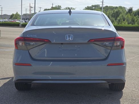 Used 2024 Honda Civic EX image 18