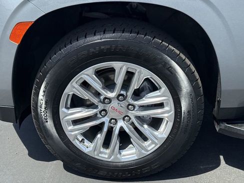 Used 2023 GMC Yukon SLT w/ SLT Luxury Package AWD/4WD image 33