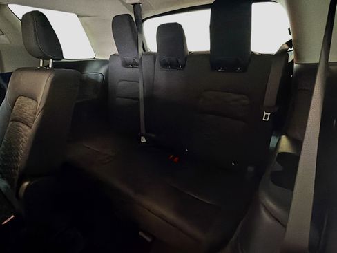 Used 2023 Nissan Pathfinder SV w/ Black Appearance Package image 29