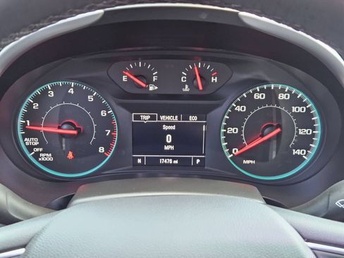 Certified 2025 Chevrolet Malibu RS FWD image 19