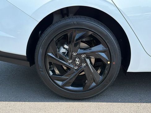 New 2026 Hyundai Elantra Sport image 18