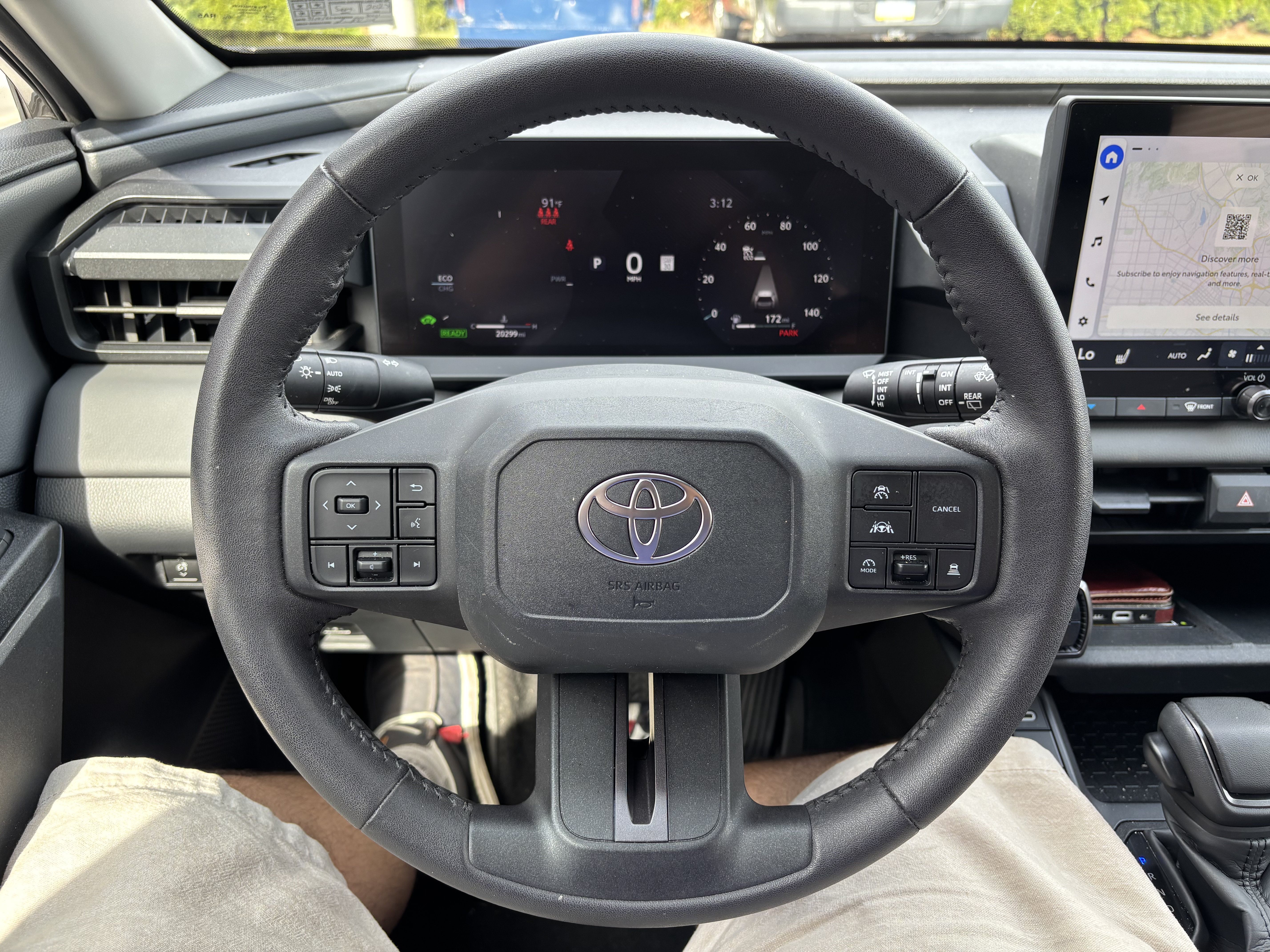 Used 2026 Toyota RAV4 XLE Premium AWD/4WD image 18