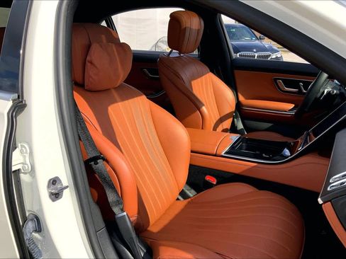 Used 2022 Mercedes-Benz S 500 S 500 image 9