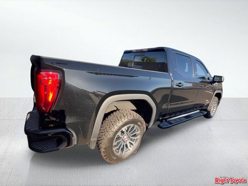 Used 2021 GMC Sierra 1500 AT4 w/ AT4 Preferred Package image 4