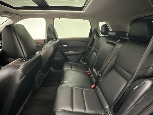 Certified 2023 Nissan Rogue SV w/ SV Premium Package image 10