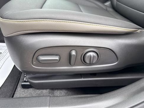 New 2026 Chevrolet Trax ACTIV w/ Driver Confidence Package FWD image 18