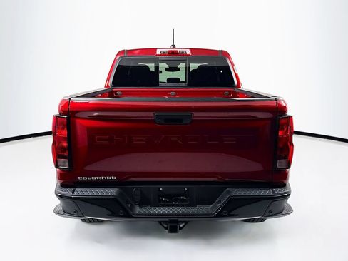 Used 2025 Chevrolet Colorado W/T w/ Advanced Trailering Package RWD image 6