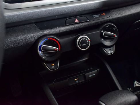 Used 2023 Kia Rio LX image 20