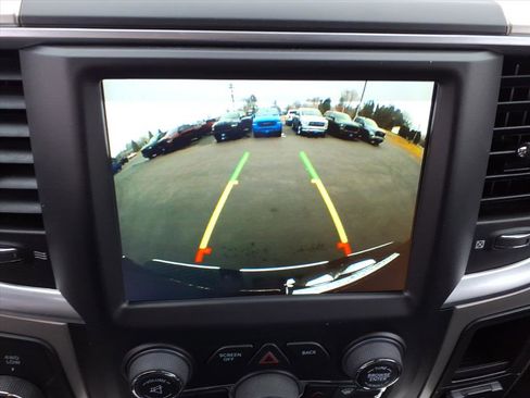 Used 2018 RAM 2500 Big Horn image 20