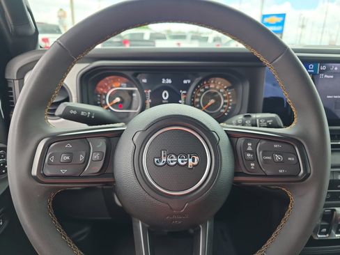Used 2024 Jeep Wrangler Sport AWD/4WD image 19