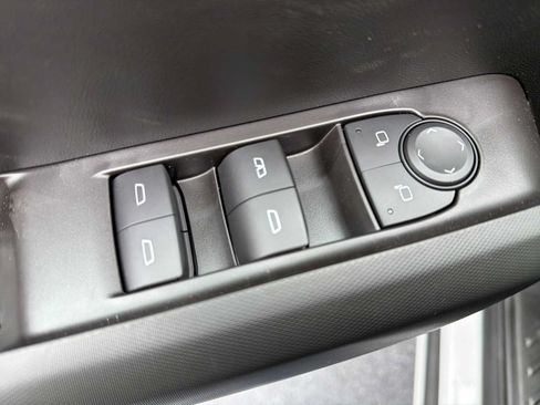 New 2026 GMC Canyon Elevation w/ Convenience Package RWD image 17