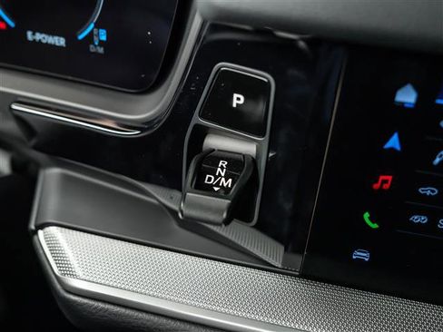 Certified 2026 Porsche Cayenne S image 27