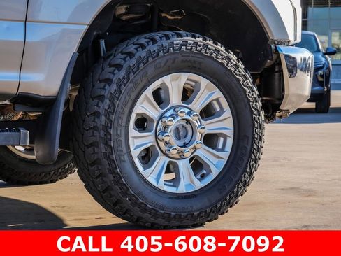 Used 2020 Ford F250 XLT w/ XLT Value Package image 9