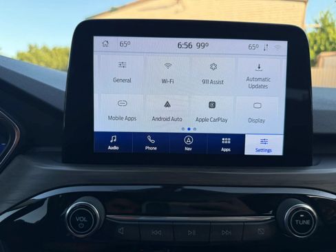 Used 2020 Ford Escape Titanium AWD/4WD image 41