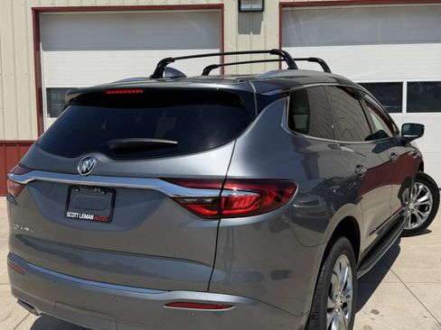 Used 2021 Buick Enclave Avenir w/ Avenir Technology Package AWD/4WD image 27