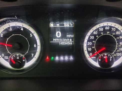 Used 2018 RAM 1500 Express w/ Express Value Package RWD image 23