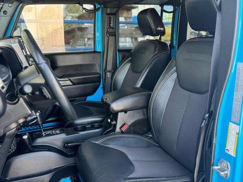 Used 2017 Jeep Wrangler Unlimited Sport image 20