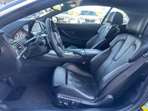 Used 2012 BMW M6 Convertible RWD image 19