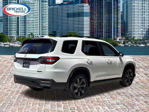New 2026 Honda Pilot Sport image 5