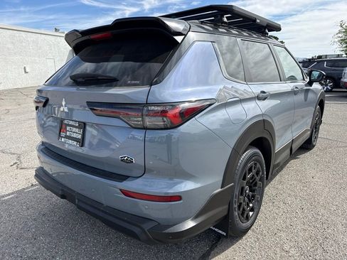 New 2026 Mitsubishi Outlander AWD image 8