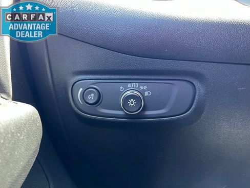 Certified 2022 Chevrolet Equinox LT FWD image 12