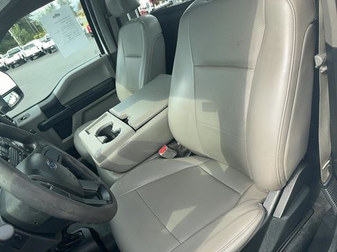 Used 2017 Ford F250 XL w/ Power Equipment Group AWD/4WD image 14
