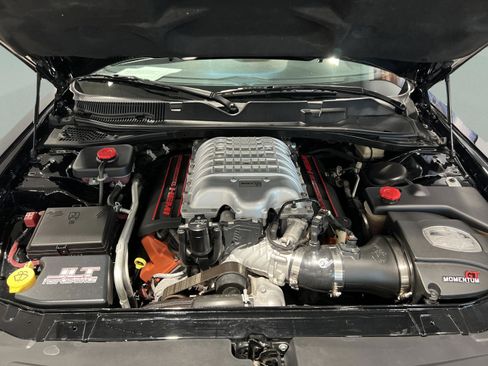 Used 2016 Dodge Challenger SRT Hellcat image 26