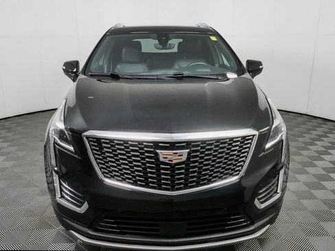 Used 2023 Cadillac XT5 Premium Luxury AWD/4WD image 2