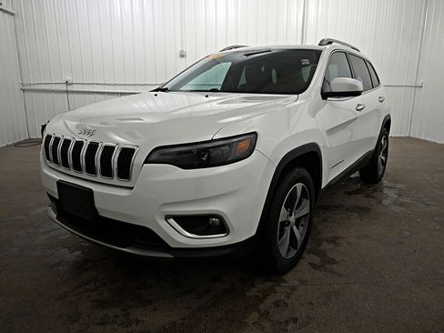 Used 2020 Jeep Cherokee Limited image 24