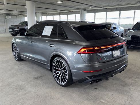Used 2024 Audi SQ8 Premium Plus AWD/4WD image 6