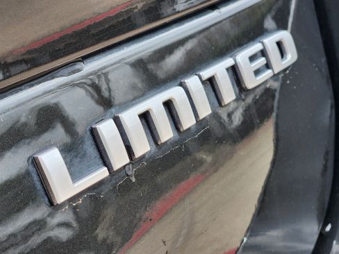 Used 2024 Jeep Grand Cherokee L Limited image 9